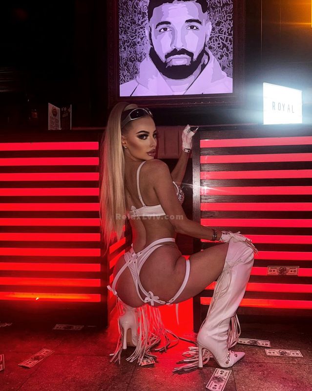 Проститутки Львова : Поліна - фото 2