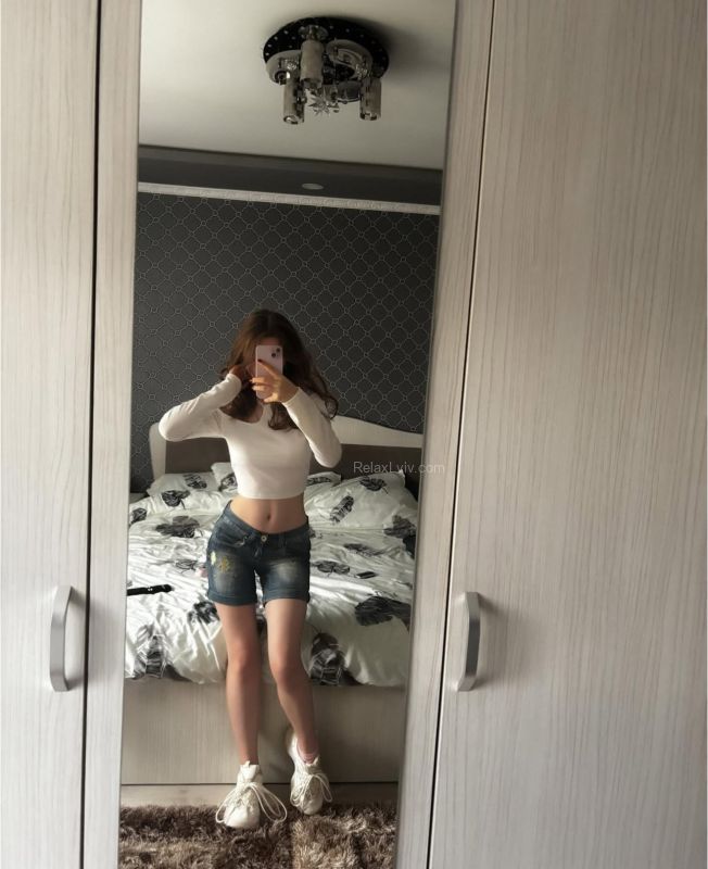 Lviv escort : Marʼyana - photo 3