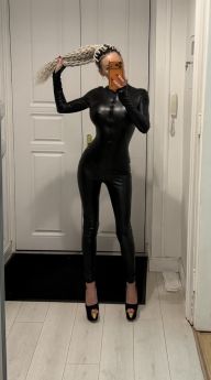 Повія Львова : Каріна-Інді - фото 1