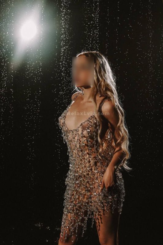 Lviv escort : Arina - photo 2