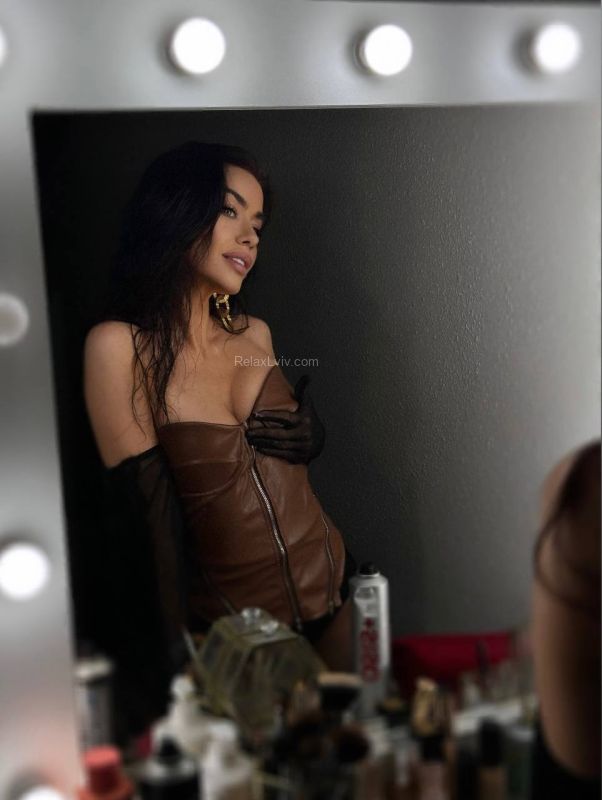 Lviv escort : Sofi - photo 1