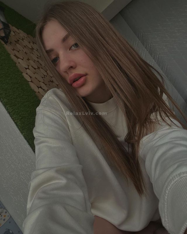 Lviv escort : Amaliya - photo 2