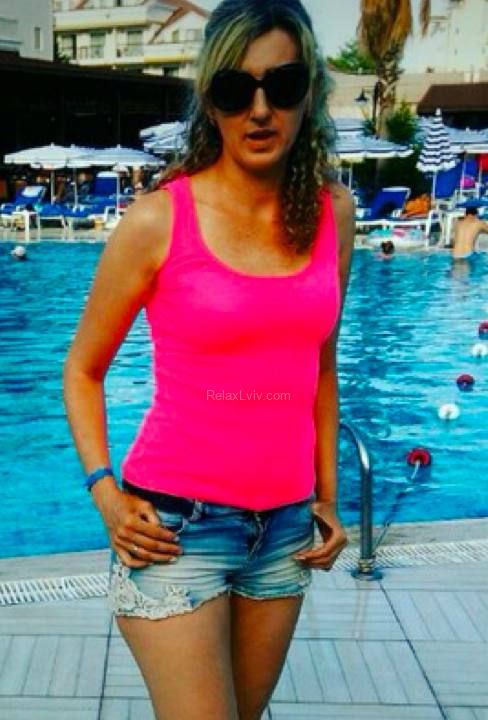 Lviv escort : Oksanka - photo 1