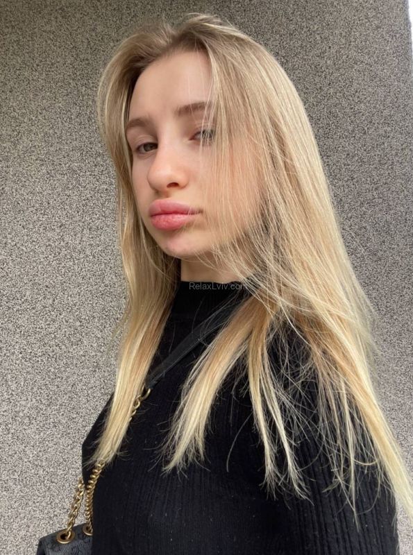 Lviv escort : Alina - photo 2