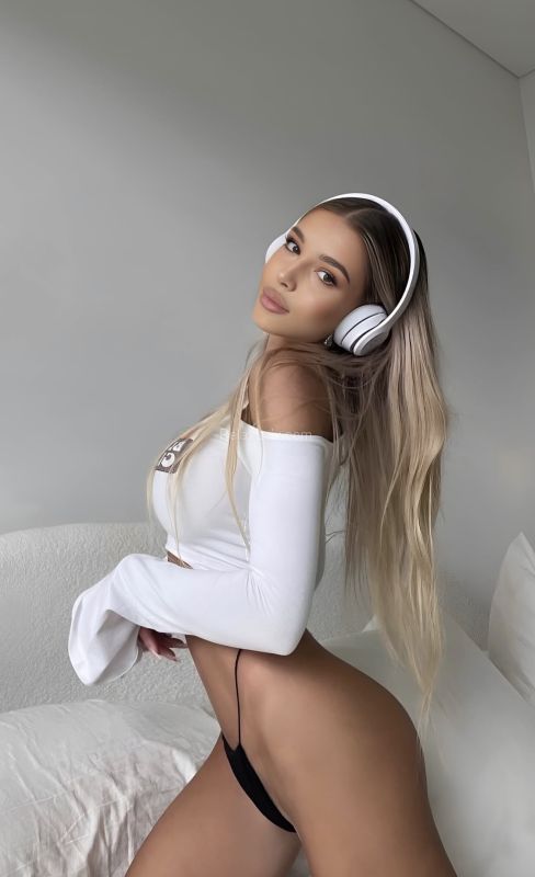 Lviv escort : Oksana - photo 2