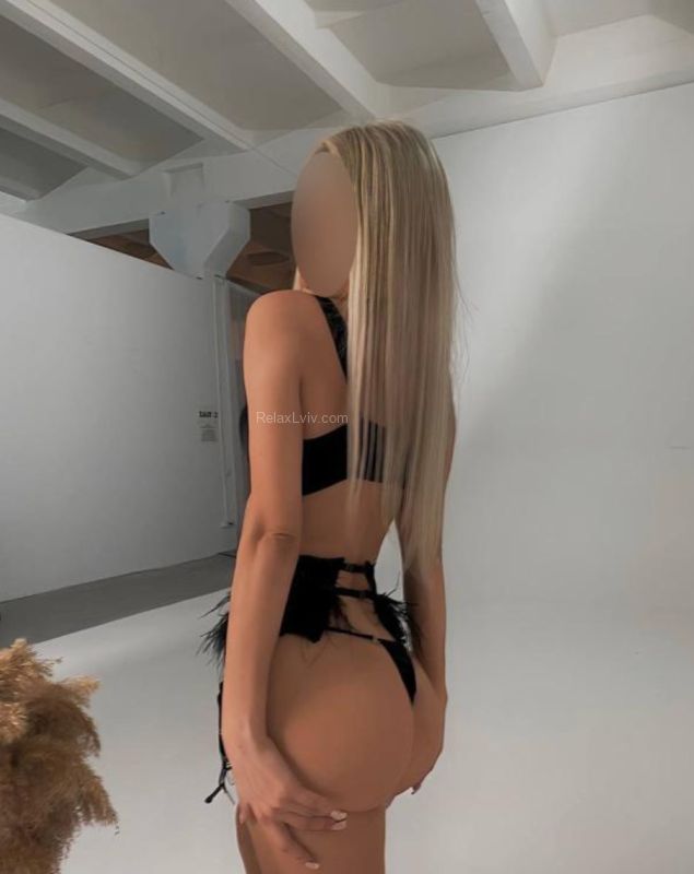 Lviv escort : Yana - photo 2