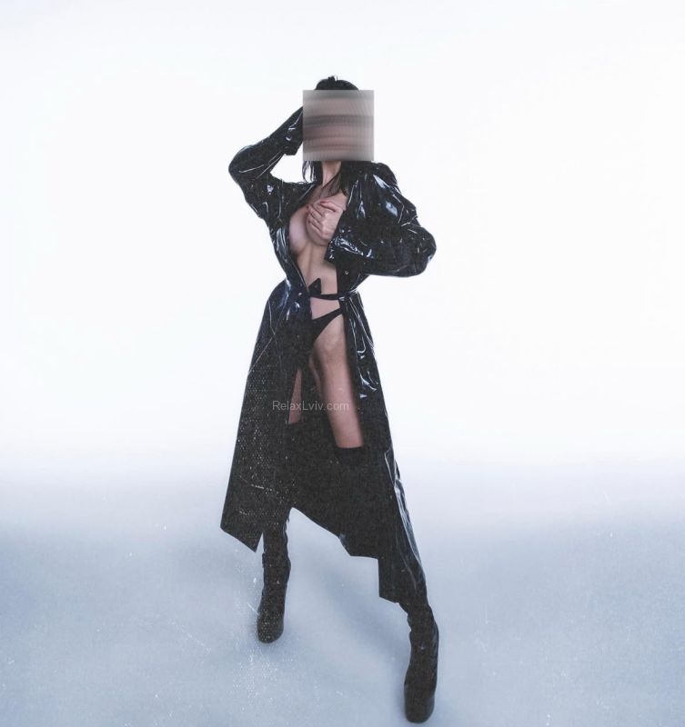 Lviv escort : Anzhelika - photo 2