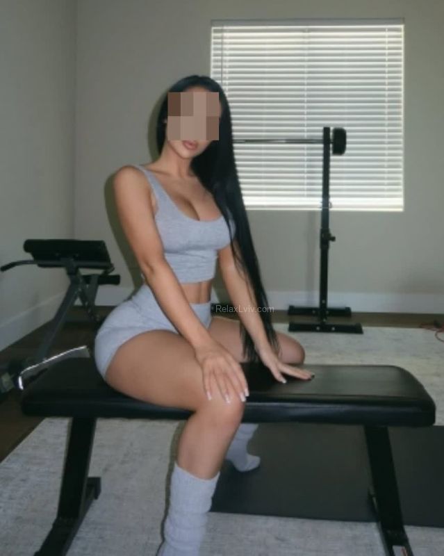 Lviv escort : Kira - photo 1