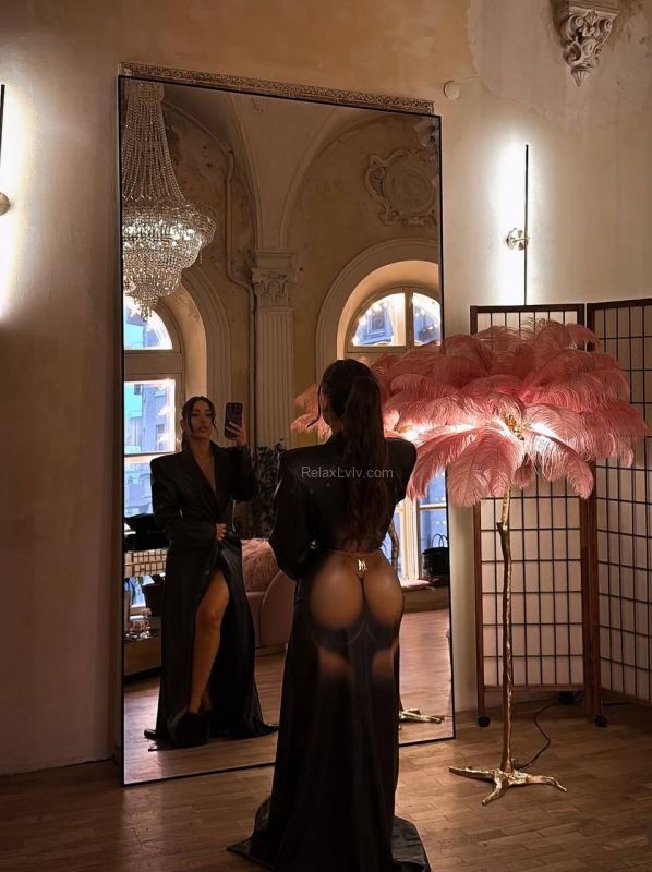 Lviv escort : Mira👑 - photo 2