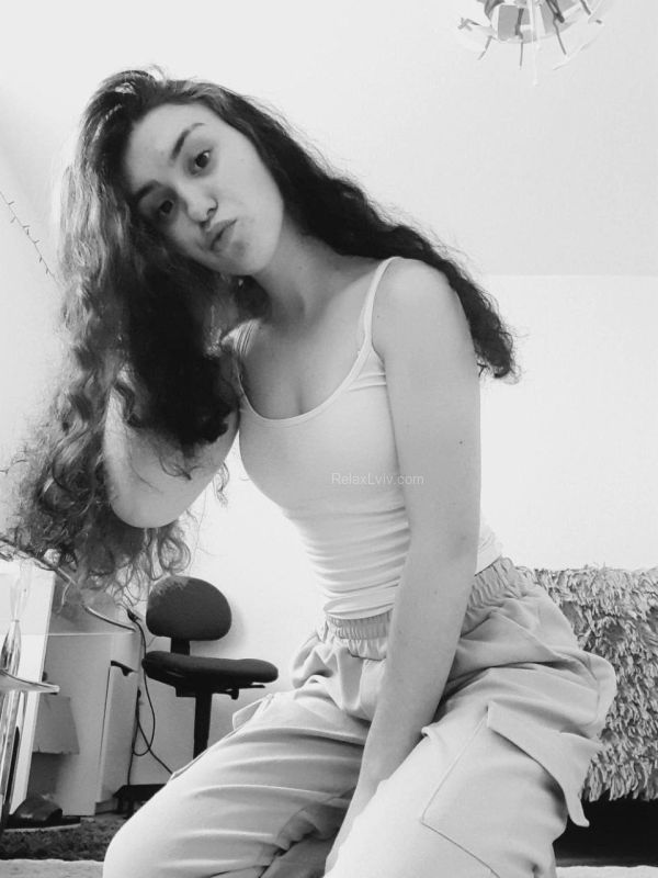 Lviv escort : Alla - photo 2