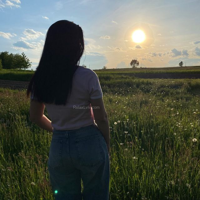 Lviv escort : Ivanna - photo 2