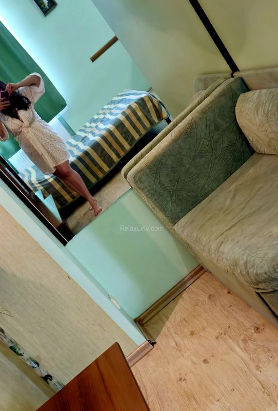 Lviv escort : Kris - photo 4