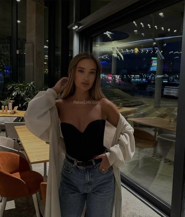 Lviv escort : Mila - photo 2