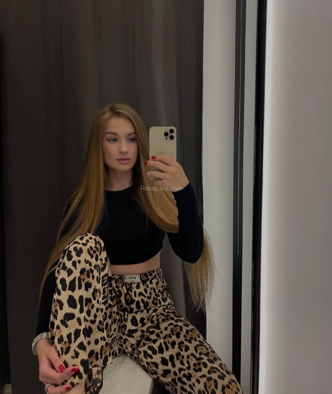 Lviv escort : Mila - photo 9