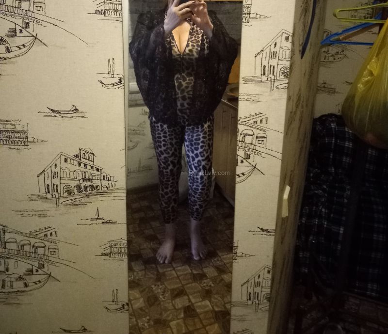 Lviv escort : Morena - photo 2