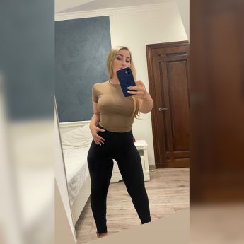 Escort Lviv : Ksyusha - photo 1