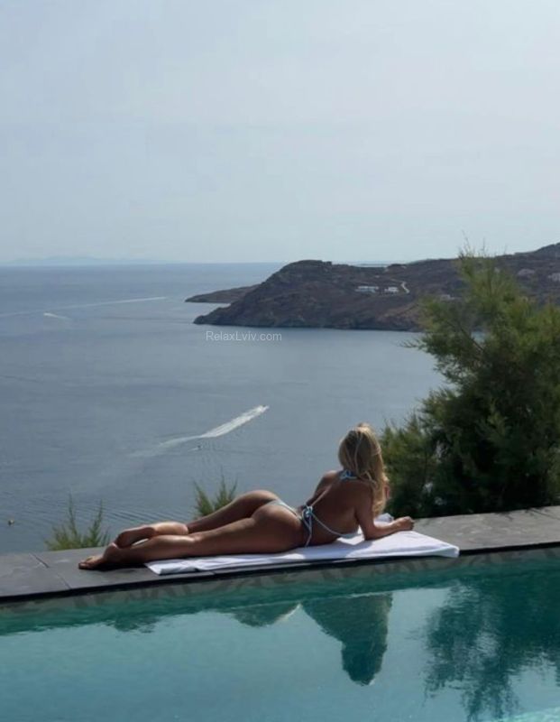 Lviv escort : Polina - photo 1