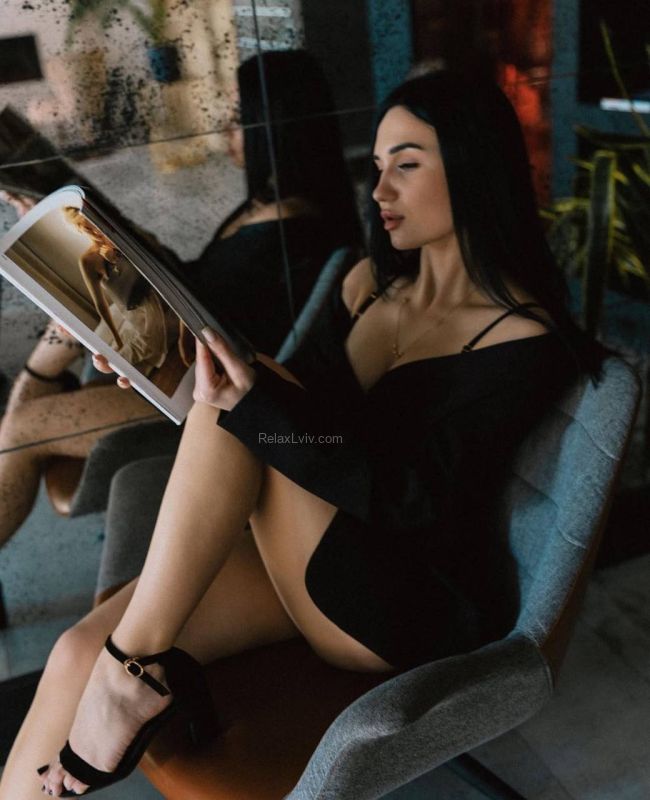 Lviv escort : Varvara - photo 4