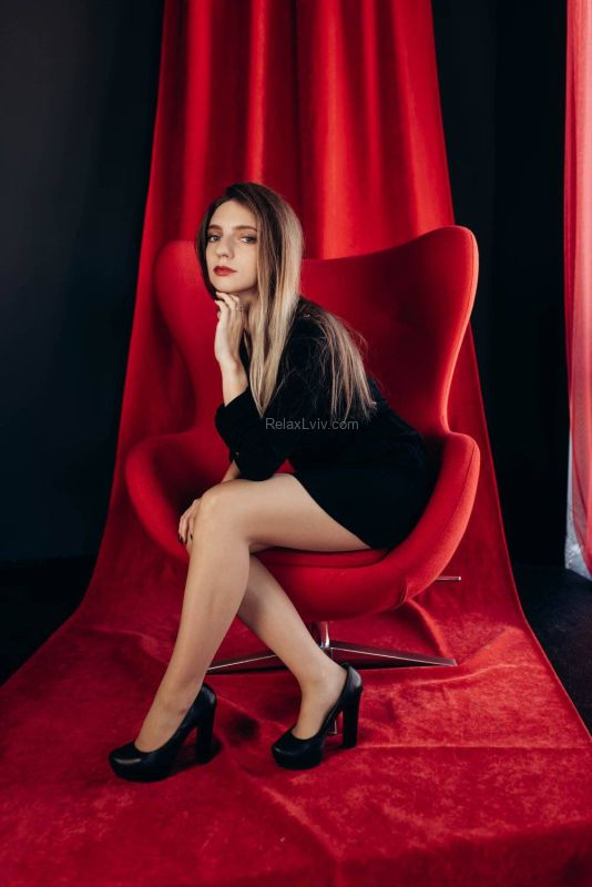 Lviv escort : Irina - photo 3