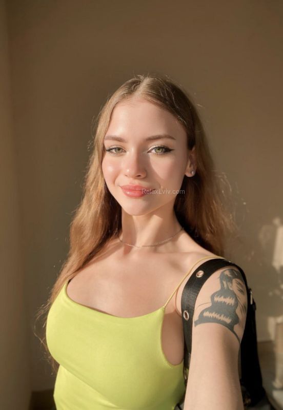 Lviv escort : Kamila - photo 2