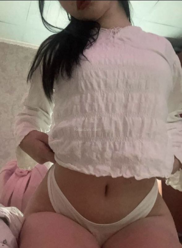 Lviv escort : Ksyusha - photo 1