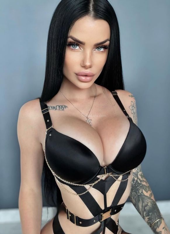 Lviv escort : Yulya - photo 2