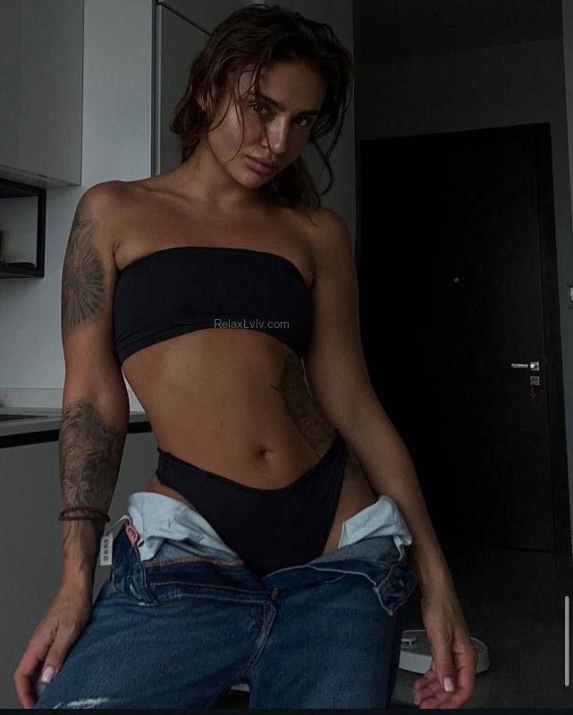 Lviv escort : Nika - photo 2