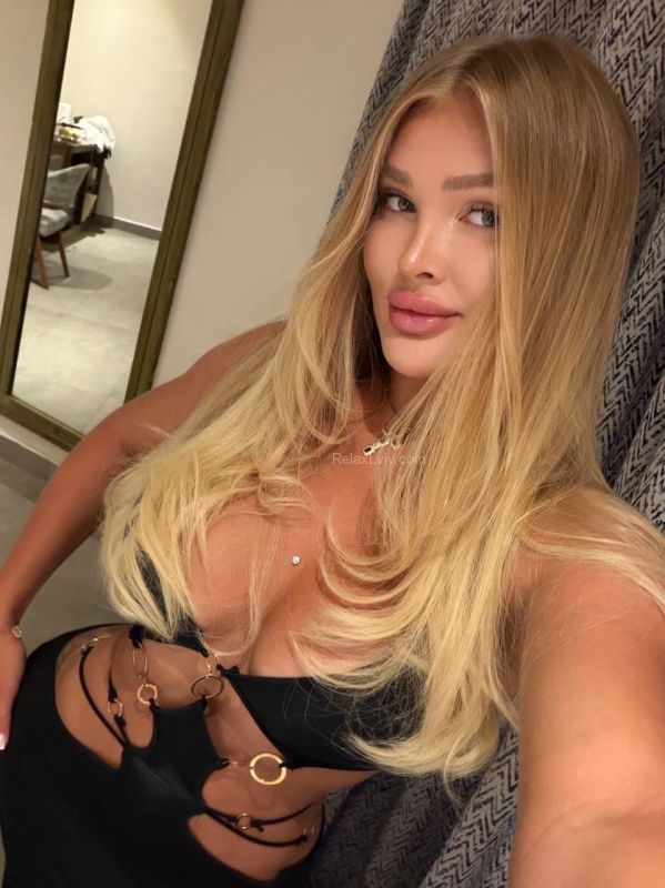 Lviv escort : Alinka - photo 3