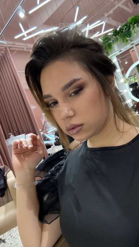 Lviv escort : Karina - photo 9