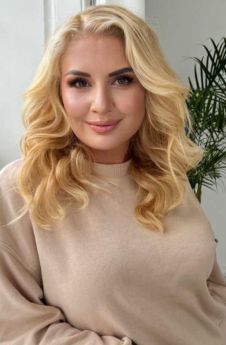 Escort Lviv : Lyusya - photo 4