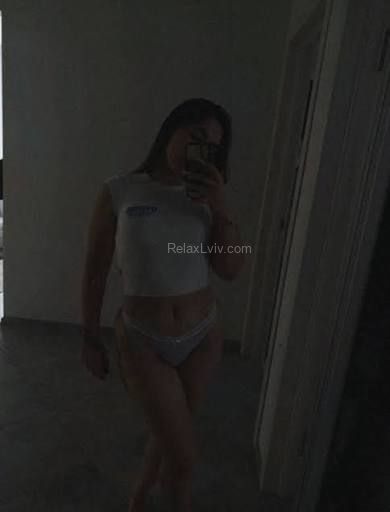 Lviv escort : Veronika - photo 2