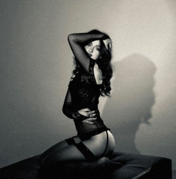 Lviv escort : Sofiya - photo 2