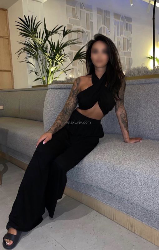 Lviv escort : Albina - photo 3
