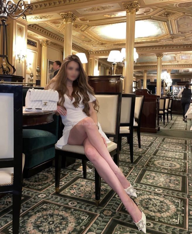Lviv escort : Darya - photo 10