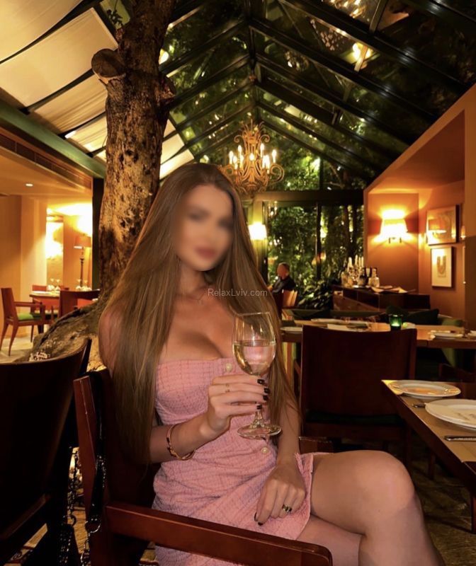 Lviv escort : Darya - photo 8