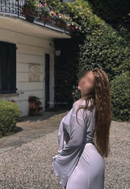 Lviv escort : Zabava🍑 - photo 4