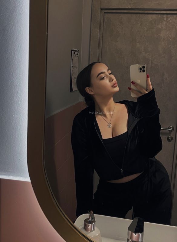 Lviv escort : Zhanna🍼 - photo 4