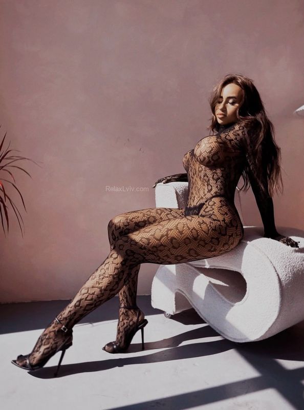 Lviv escort : Svyatoslava🔝💵 - photo 4