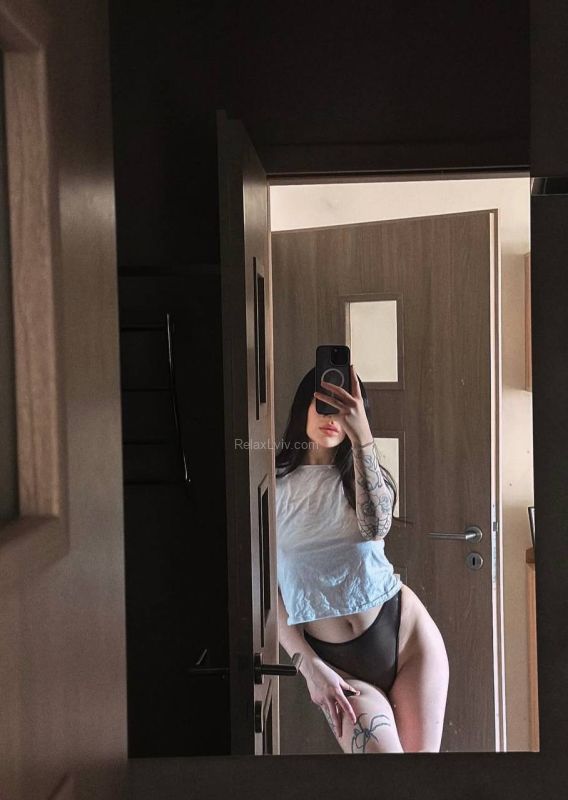Lviv escort : Inna - photo 2