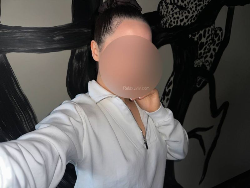Lviv escort : Aleksandra - photo 2