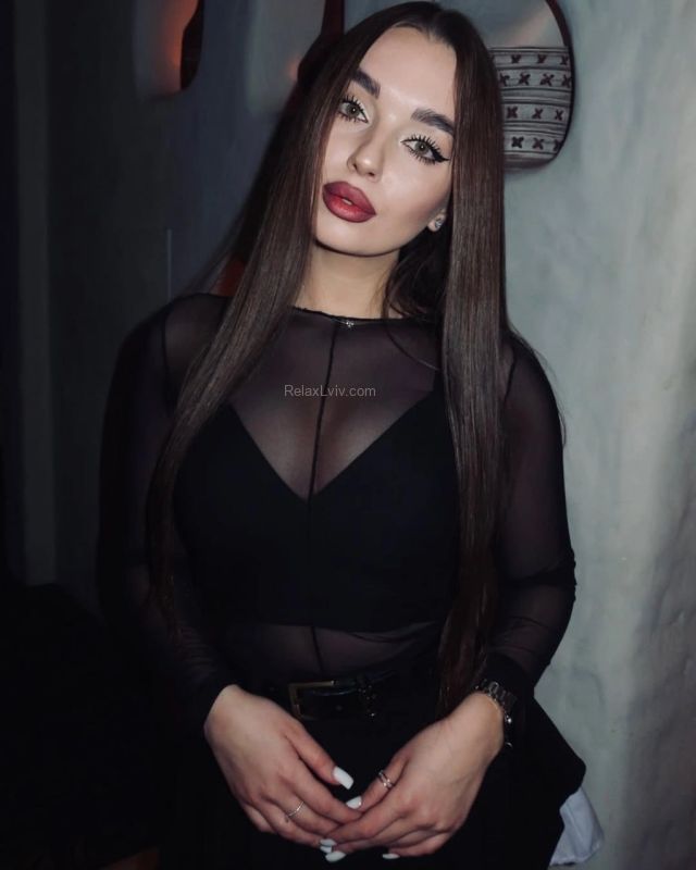 Lviv escort : Nastya - photo 2