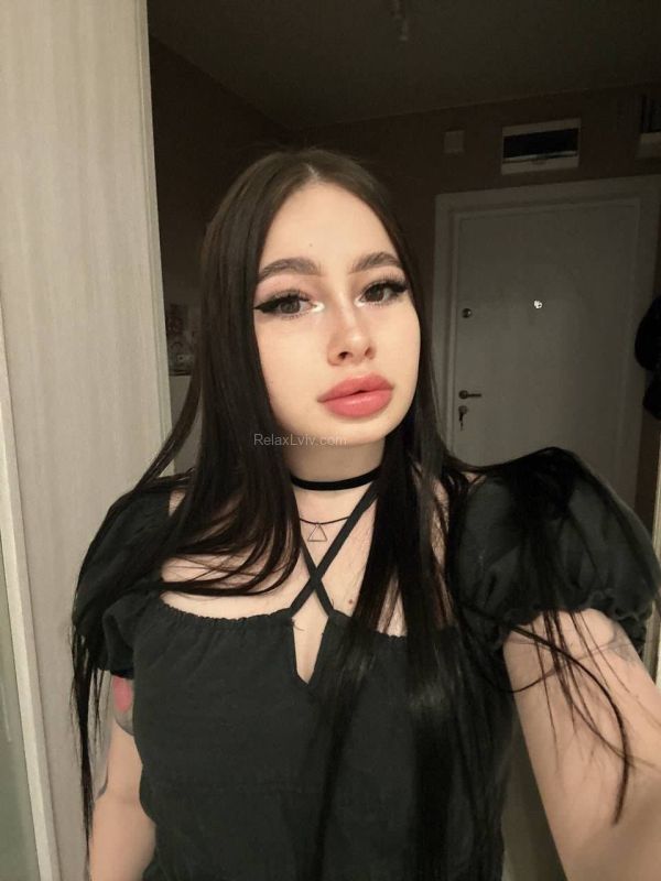 Lviv escort : Kira - photo 3