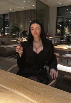 Escort Lviv : Lyalechka - photo 2