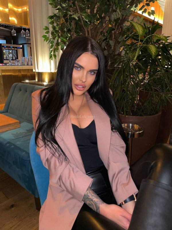 Lviv escort : Nadenka - photo 4
