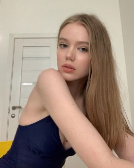 Escort Lviv : Karolina - photo 2