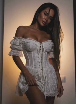 Escort Lviv : Viktoriya - photo 6