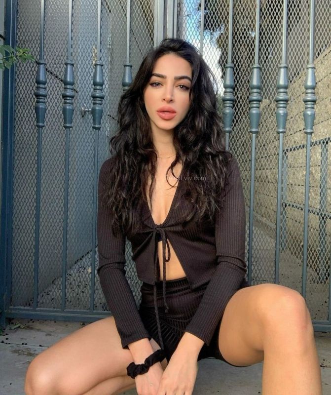 Проститутки Львова : Алиса - фото 1